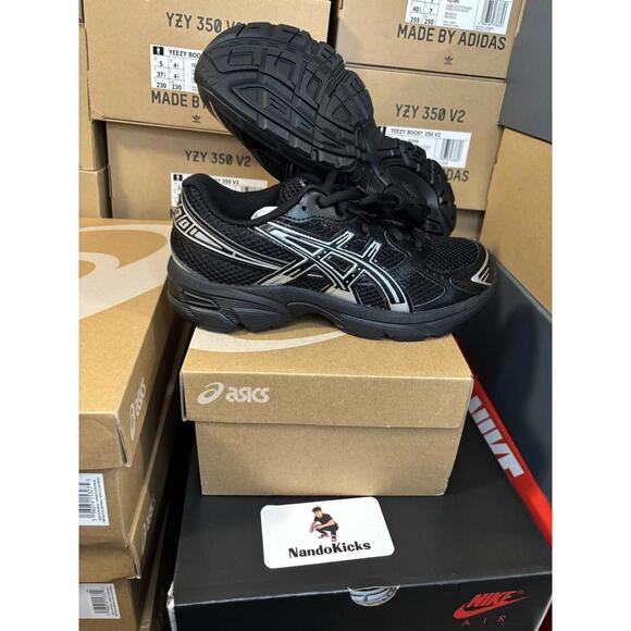 ASICS Gel-1130 GS Black/Pure Silver 1204A169-001 Size 5.5Y/7W - Picture 1 of 5